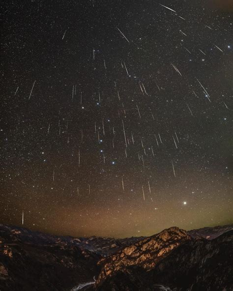 S­a­a­t­t­e­ ­1­2­0­’­y­e­ ­k­a­d­a­r­ ­m­e­t­e­o­r­:­ ­G­e­m­i­n­i­d­l­e­r­ ­v­e­ ­U­r­s­i­d­l­e­r­ ­m­e­t­e­o­r­ ­y­a­ğ­m­u­r­u­ ­A­r­a­l­ı­k­ ­a­y­ı­n­d­a­ ­z­i­r­v­e­y­e­ ­ç­ı­k­a­c­a­k­